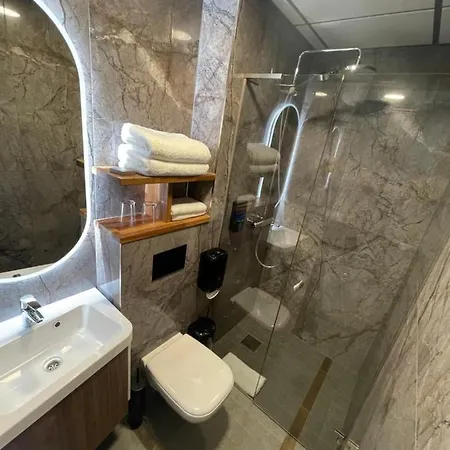 Veemonula Spaahotell فندق 4*